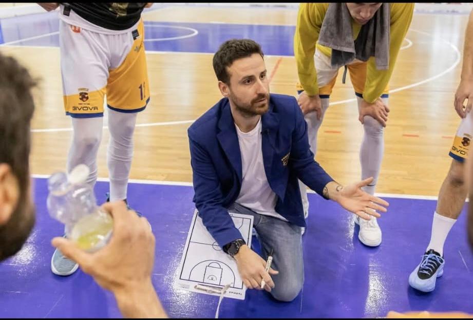 COACH TITTO CARONE